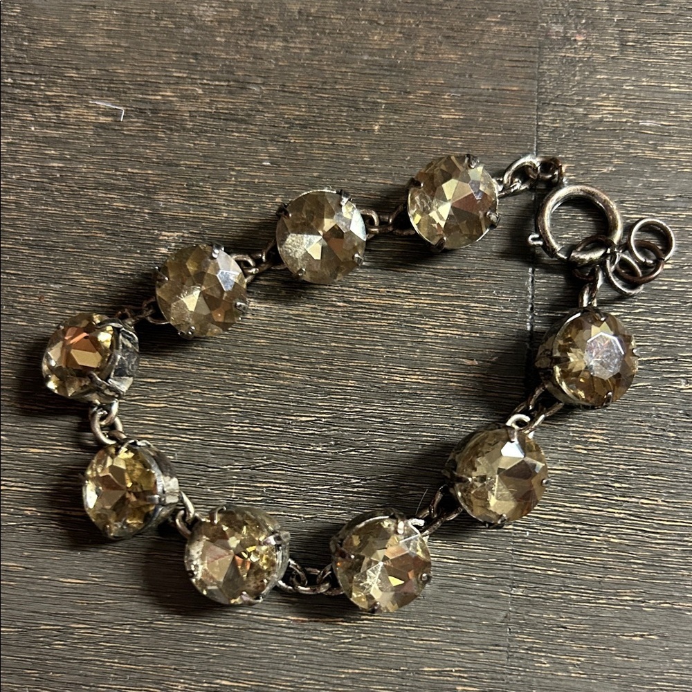 Large Round Champagne lightweight Gold-Toned Bracelet‎